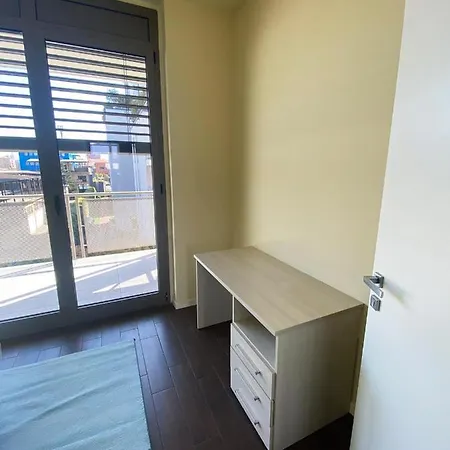 Apartment Moderno E Comodo In Bovisa Milan